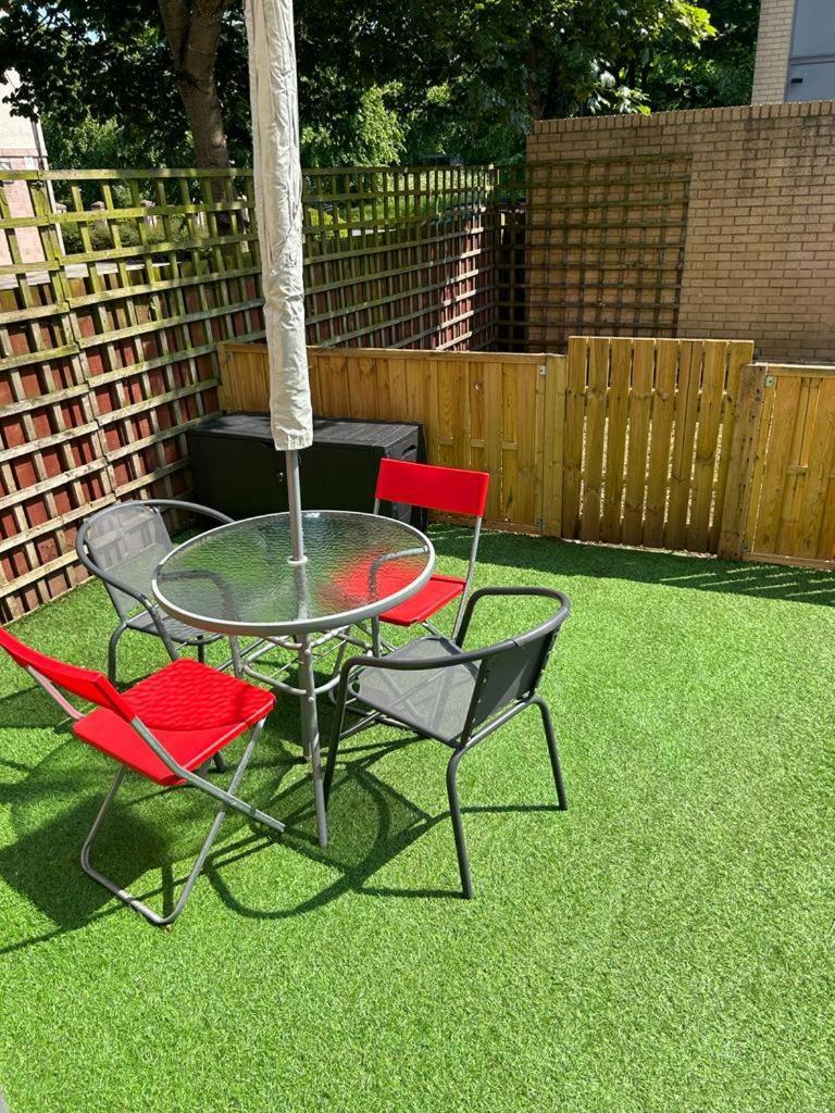Cakemuir Detached House, 3 Bed, Free Parking &Private Garden Apartment Edinburgh Ngoại thất bức ảnh
